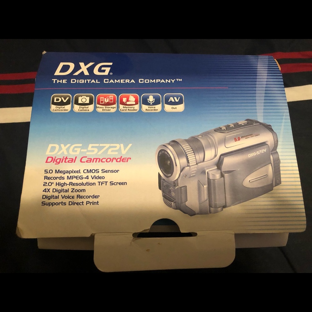 DXG-572V Digital Camcorder